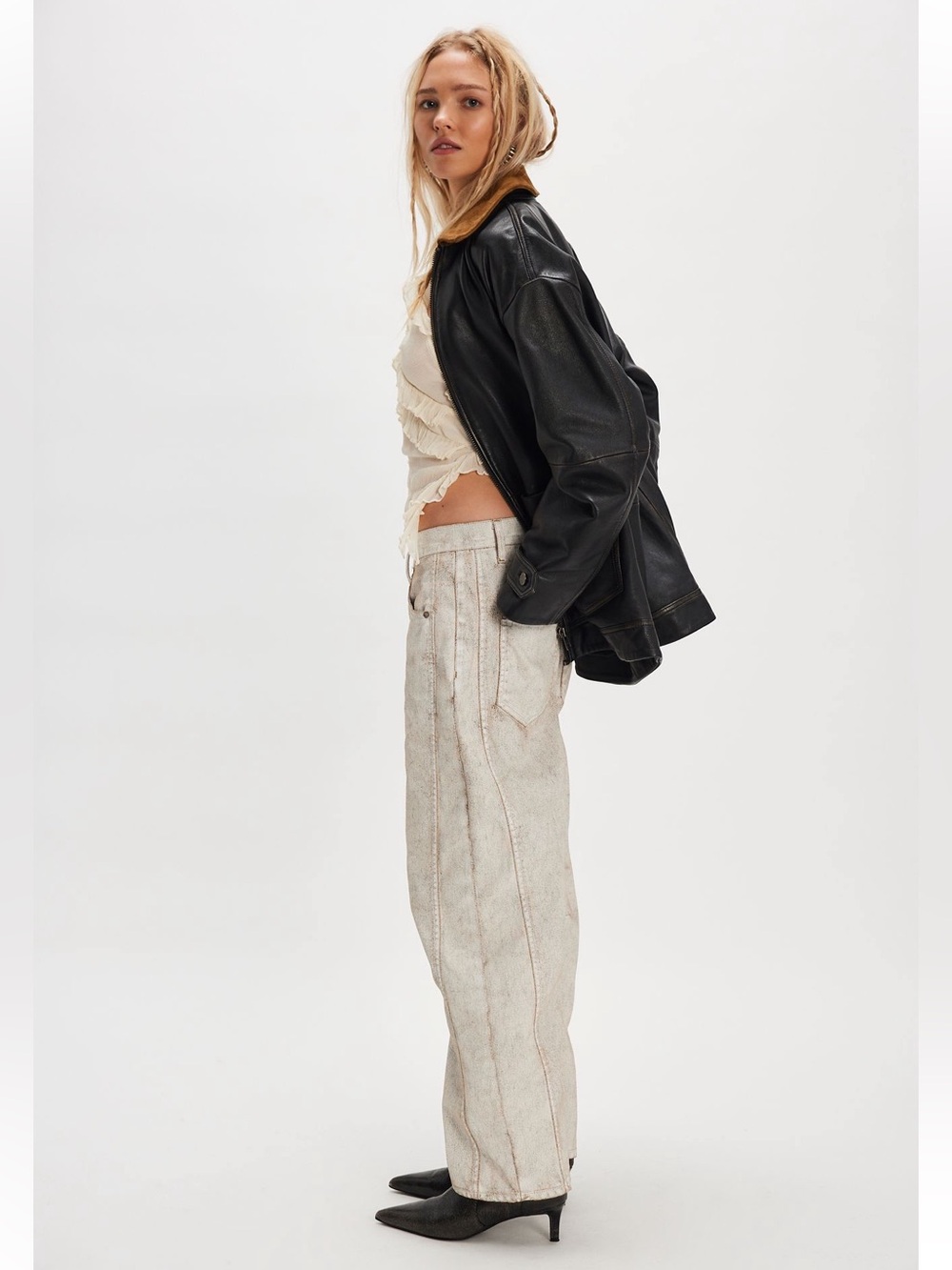 NWT FREE PEOPLE WE THE FREE GOOD LUCK COATED BARREL JEANS 🔥 - Picture 6 of 7